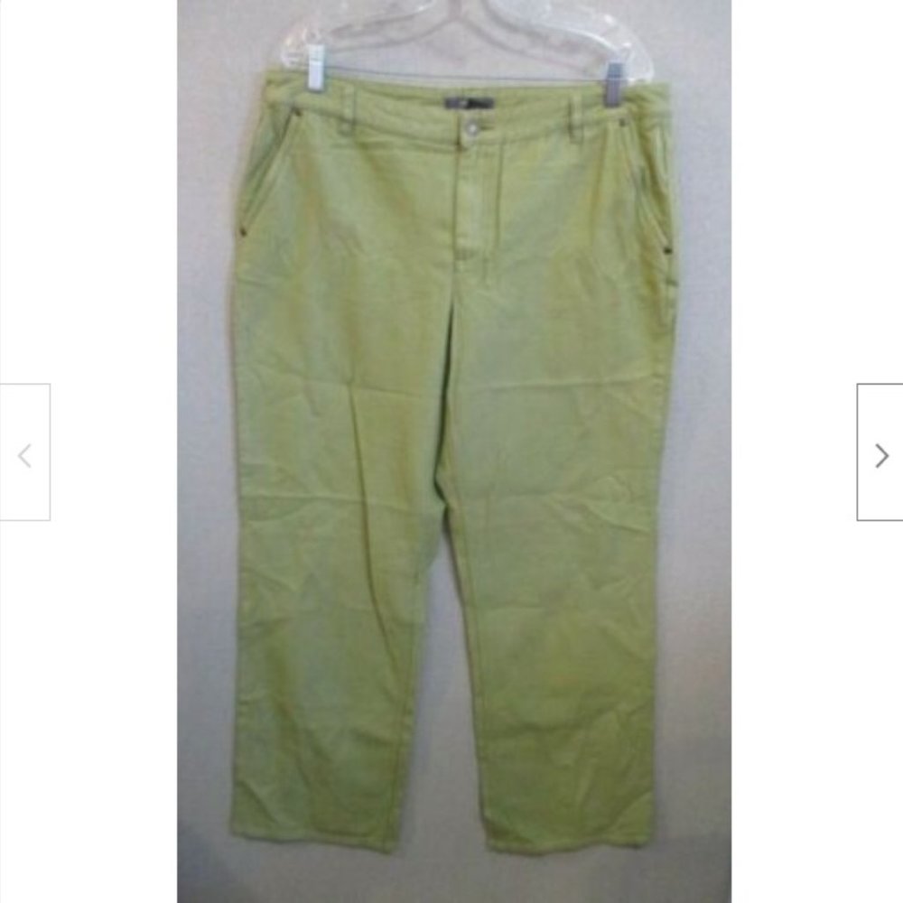 Liz Claiborne Casual Essentials Jeans Size 16 NWT
